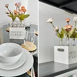 Charming 1 Bedroom Flat Coeur Du Marais By Studio Prestige