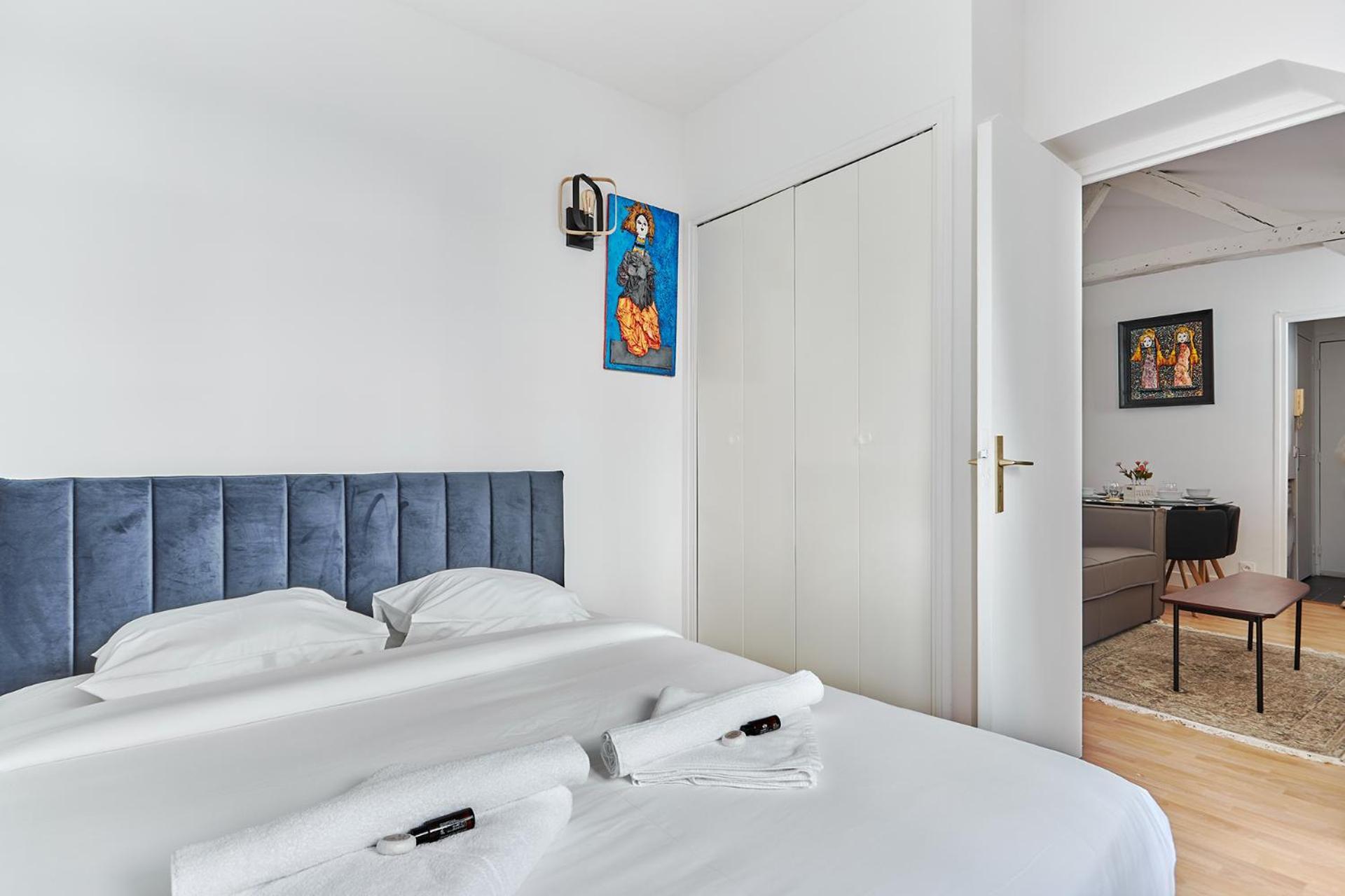 Charming 1 Bedroom Flat Coeur Du Marais By Prestige Apartment Paris